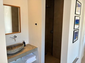 elxis-at-home-in-greecevillain-pogonia21cor