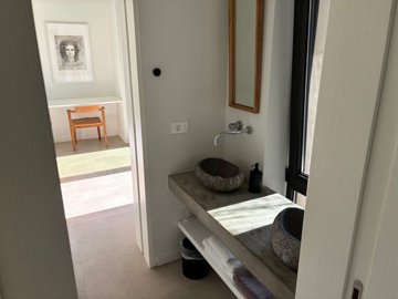 elxis-at-home-in-greecevillain-pogonia21