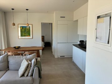 elxis-at-home-in-greecevillain-pogonia4cor