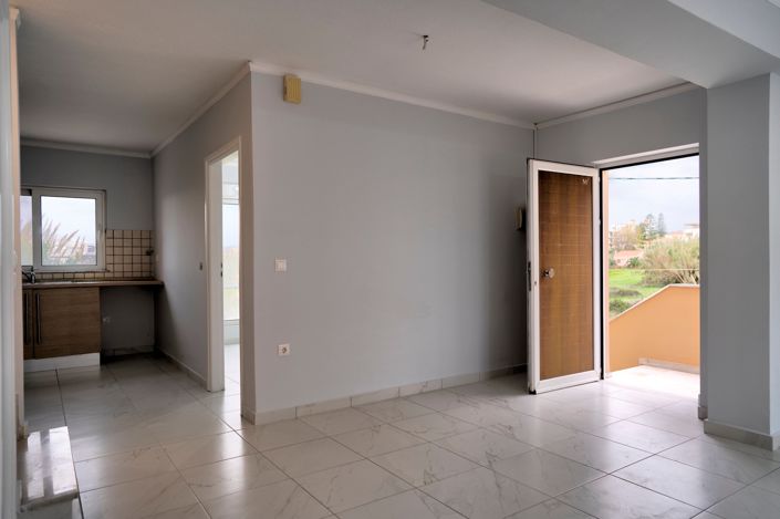 Image No.9-3 Bed Apartment for sale