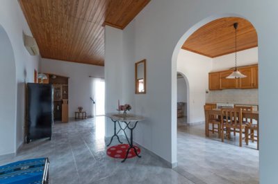 elxis-at-home-in-greecesparto-seaview-cottage