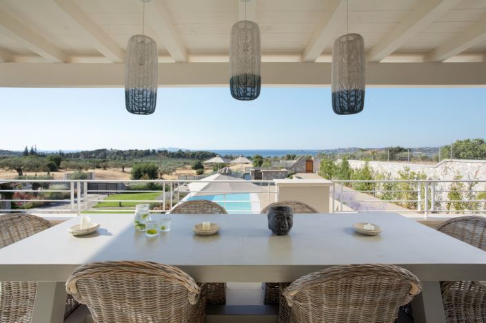 Image No.2-6 Bed Villa for sale