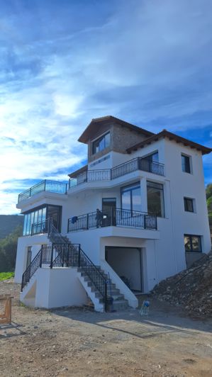 Image No.3-3 Bed Villa for sale