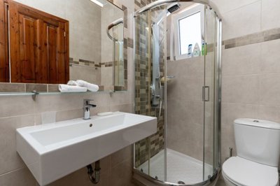 285956-villa-with-pool-myrthios-crete-elxis-a