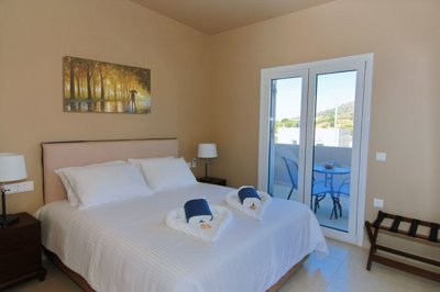 282345-elxis-at-home-in-greece-seaview-villas