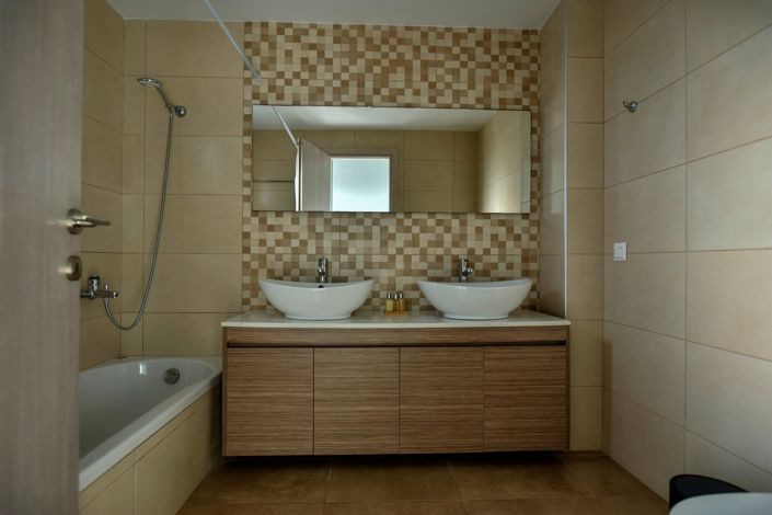 Image No.18-2 Bed Villa for sale