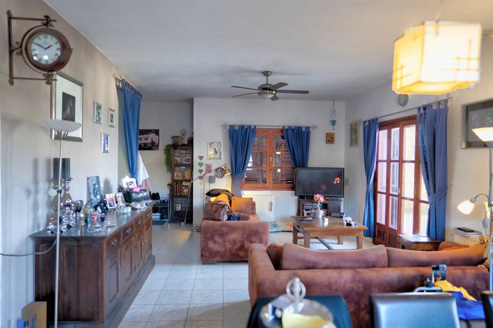 Image No.5-3 Bed Townhouse for sale