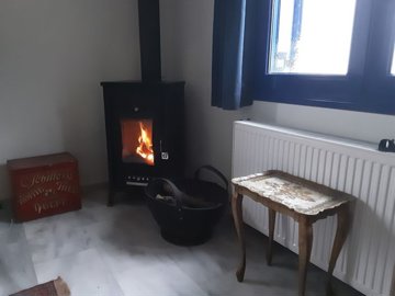 78291-huiskamer-met-kachel