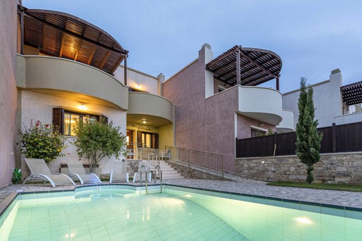 Image No.10-4 Bed Villa for sale