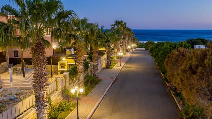 Image No.18-4 Bed Villa for sale