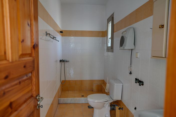 Image No.12-2 Bed Village House for sale