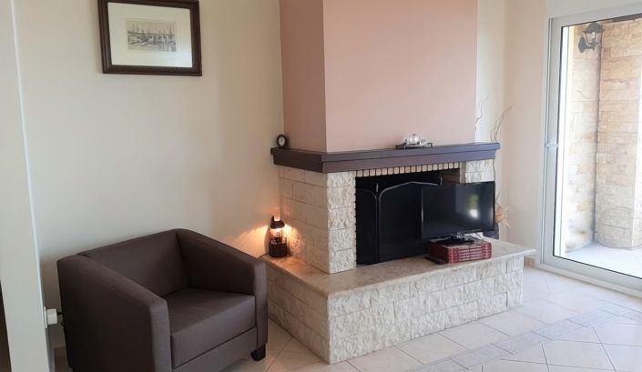 Image No.19-Villa de 5 chambres à vendre à Grèce centrale