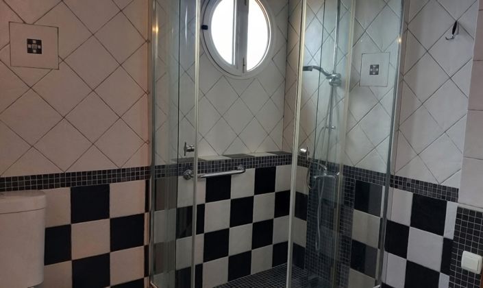 Image No.7-Villa de 5 chambres à vendre à Grèce centrale