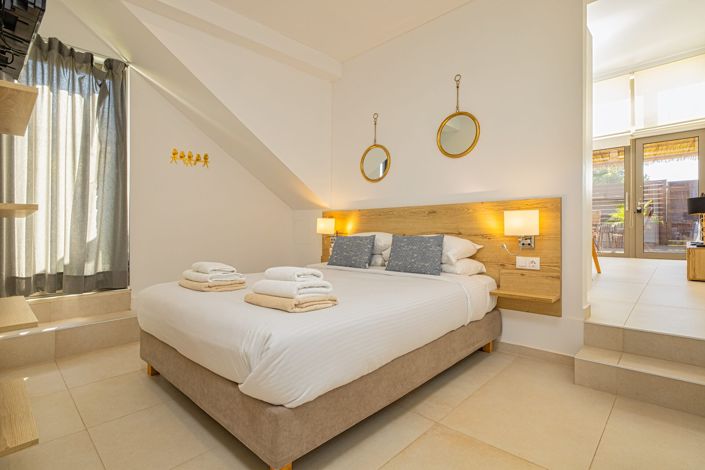 Image No.6-7 Bed Villa for sale