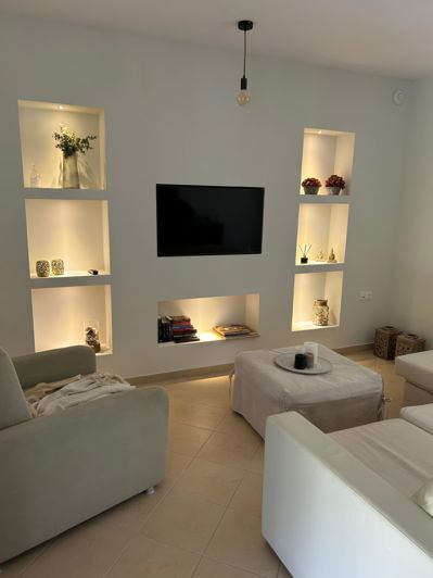 Image No.12-3 Bed Villa for sale