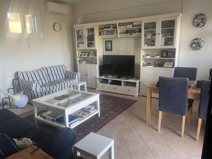 Image No.2-Appartement de 2 chambres à vendre à Îles Ioniennes