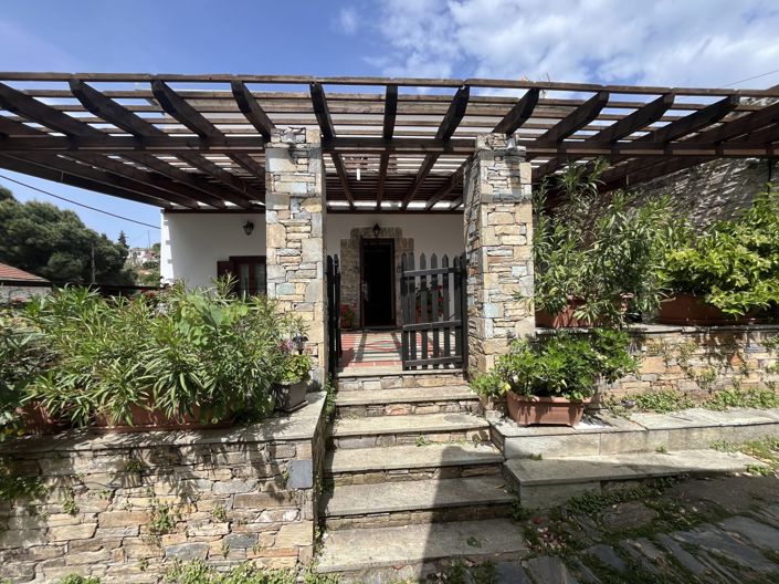 Image No.4-5 Bed Village House for sale