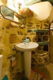 172779-elxisathomeingreecelasithi-traditional