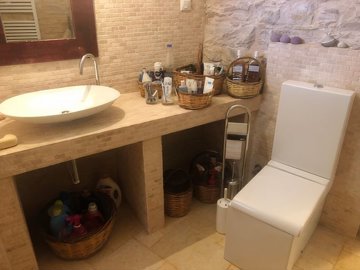 283166-elxis-at-home-in-greece-stone-home-in-