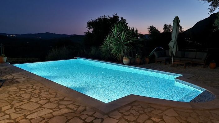 Image No.2-3 Bed Villa for sale