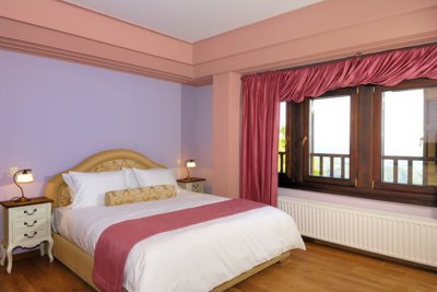 elxis20at20home20in20greececherry-blossom-vil