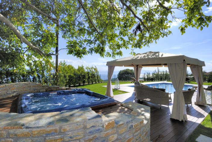 Image No.3-Villa de 3 chambres à vendre à Grèce centrale