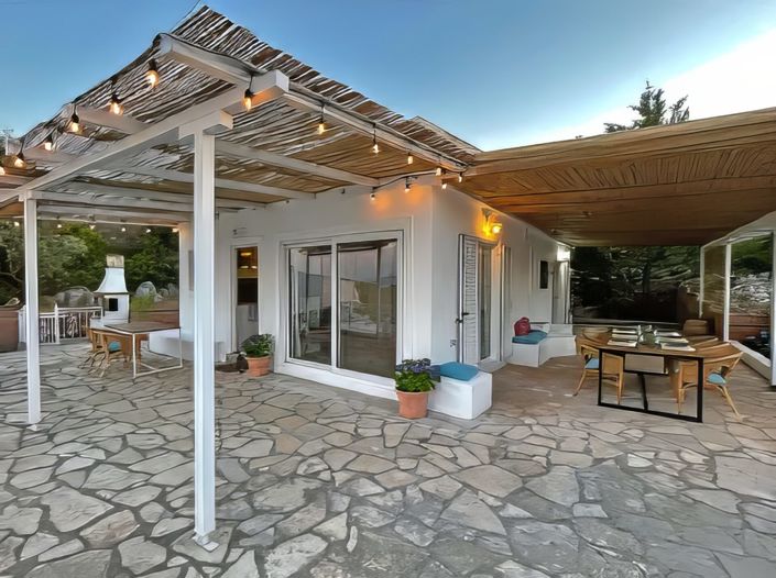 Image No.17-2 Bed Villa for sale