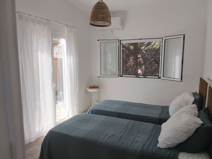 Image No.20-2 Bed Villa for sale
