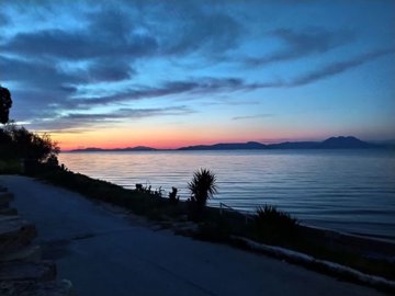262106-elxis-at-home-in-greece-seafront-villa