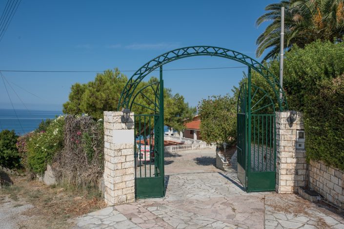 Image No.21-8 Bed Villa for sale