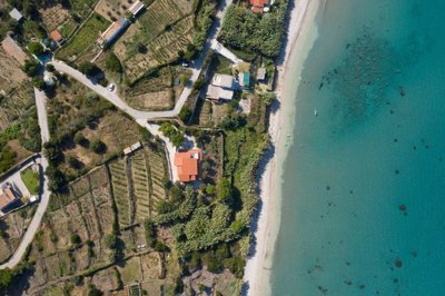 284403-elxis-at-home-in-greece-villa-paramona