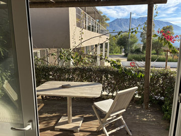 elxis20at20home20in20greece20sun-kissed20stud