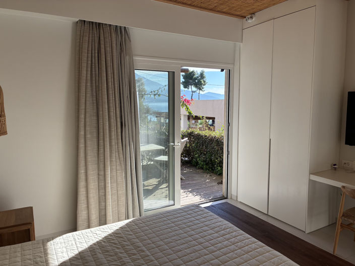 Image No.10-1 Bed Apartment for sale