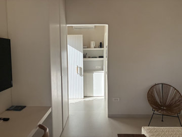 elxis20at20home20in20greece20sun-kissed20stud