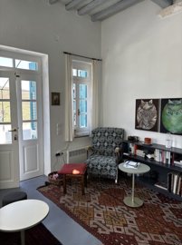 elxis20at20home20in20greecethe20portrait20hom