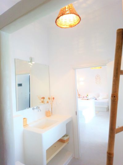 Image No.13-2 Bed Villa for sale