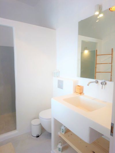 Image No.5-2 Bed Villa for sale
