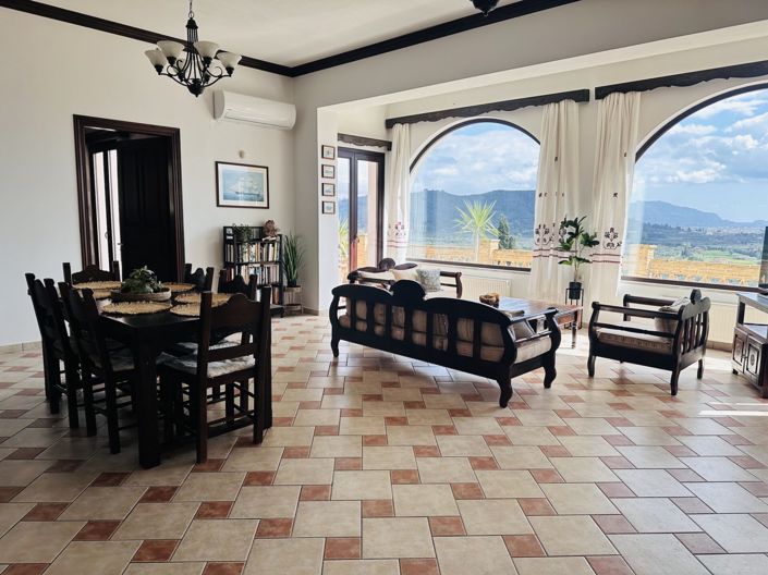 Image No.29-5 Bed Villa for sale