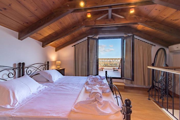 Image No.7-5 Bed Villa for sale