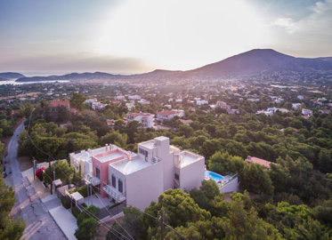 252501-elxis-at-home-in-greeceathens-rivierav