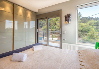 252511-elxis-at-home-in-greeceathens-rivierav