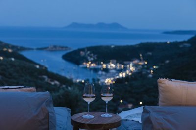 264666-elxis-at-home-in-greece-sivotai-seasca