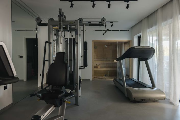 Image No.6-6 Bed Villa for sale