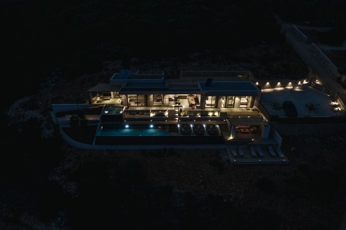 Image No.8-6 Bed Villa for sale