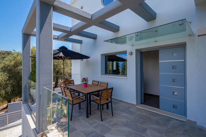 Image No.29-5 Bed Villa for sale