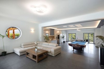 265333-elxis-at-home-in-greeceluxuriousvillak