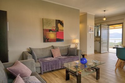 nireas-coast-home-elxis-at-home-in-greece-ins