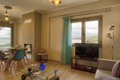 nireas-coast-home-elxis-at-home-in-greece-ins