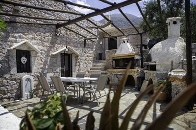 271033-elxis-athome-in-greeceolive-mill-mani1