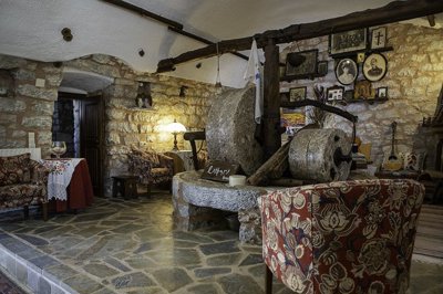 271036-elxis-athome-in-greeceolive-mill-mani1